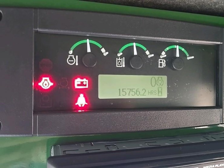 2014-deere-437d-image-100