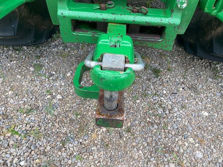 2016-john-deere-8245r-image-22