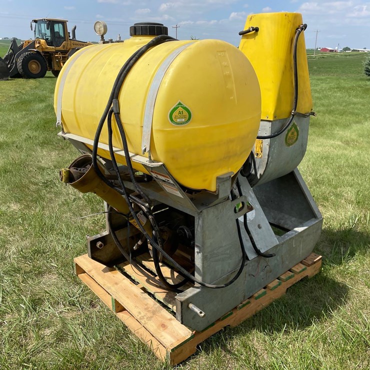 A1 55 Gallon 3pt Fly Sprayer