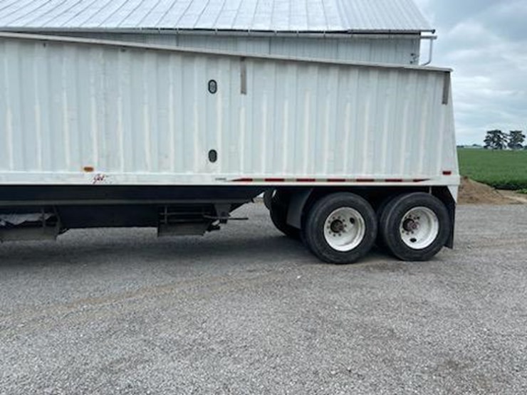 1997-jet-34'-tandem-axle-semi-hopper-trailer-image-4