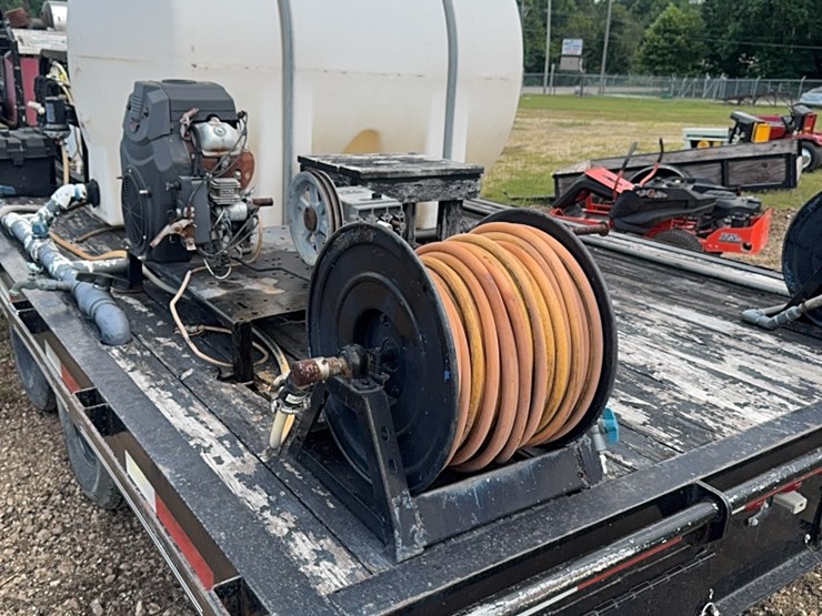 20-foot-gooseneck-with-pressure-wash-equipment-image-13