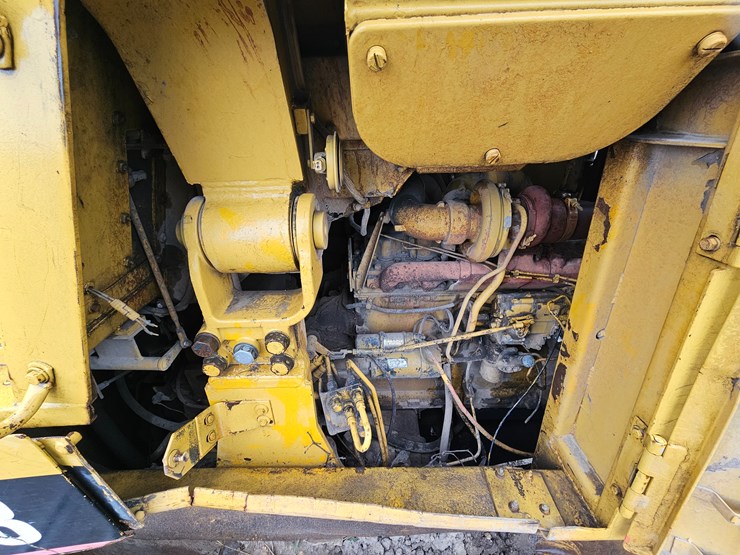 1984-caterpillar-973-image-20