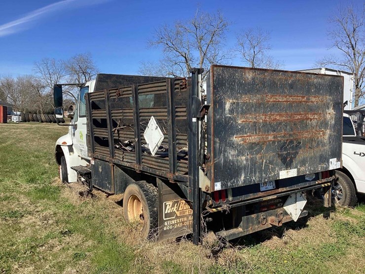 2003-international-durastar-4300-image-7