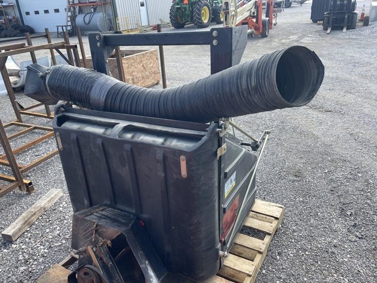 scag-dump-style-bagger-system-image-4