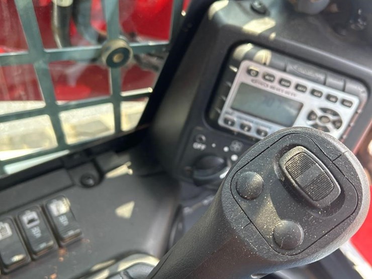 takeuchi-tl12v2-image-24