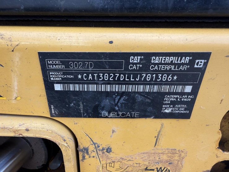 caterpillar-302.7d-image-8