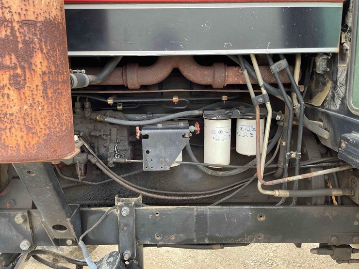 case-2294-tractor-image-10