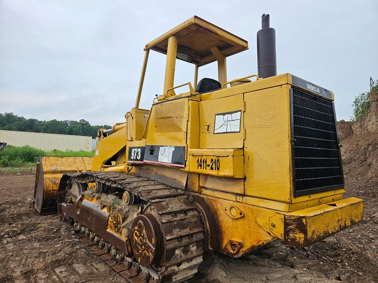 1984-caterpillar-973-image-9