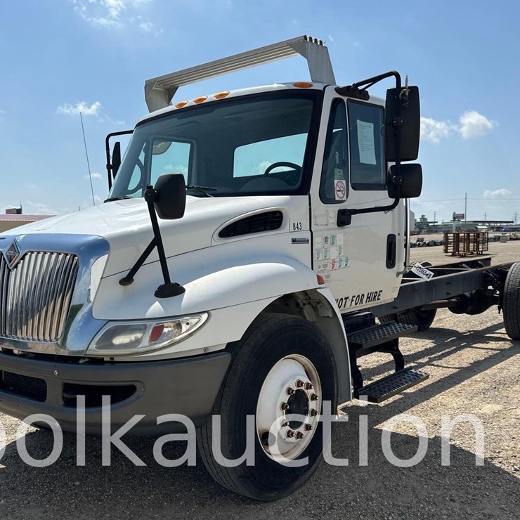 2009 INTERNATIONAL DURASTAR 4300