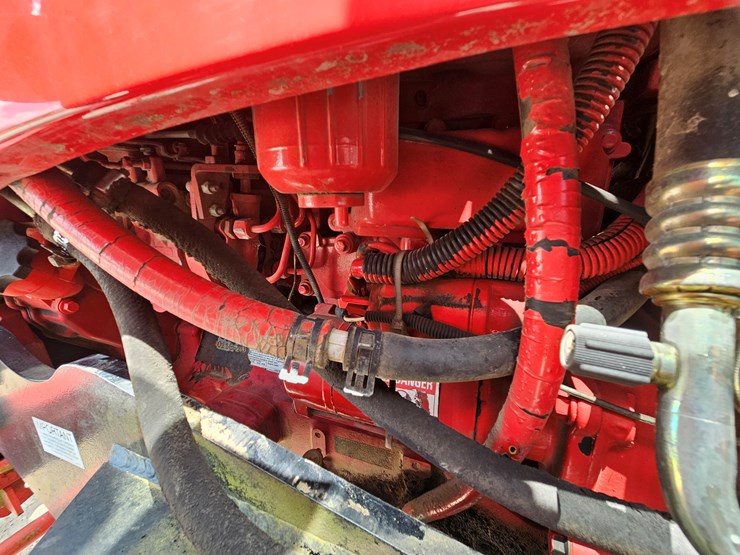 2004-mccormick-cx105-image-30