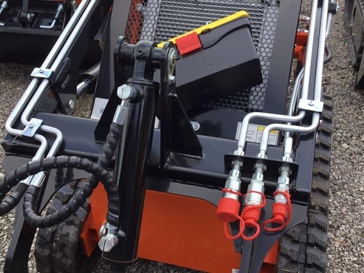 new-mms-skid-steer-loader-image-3