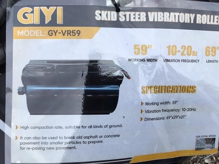 new-giyi-skid-steer-vibratory-roller-image-2