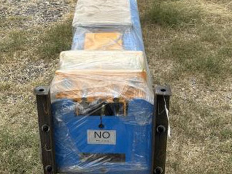 #16-•-10,000-lb-two-post-shop-lift---model:-irtpl-image-3