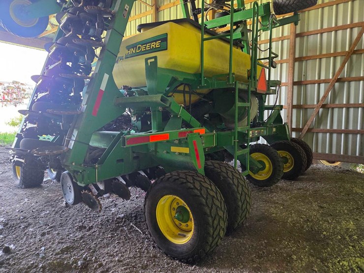 40'-jd-1990-air-seeder-image-18