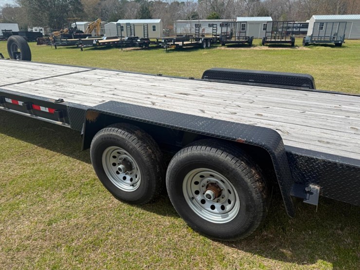2022-down2earth-82in-x-36ft-two-car-hauler-image-10