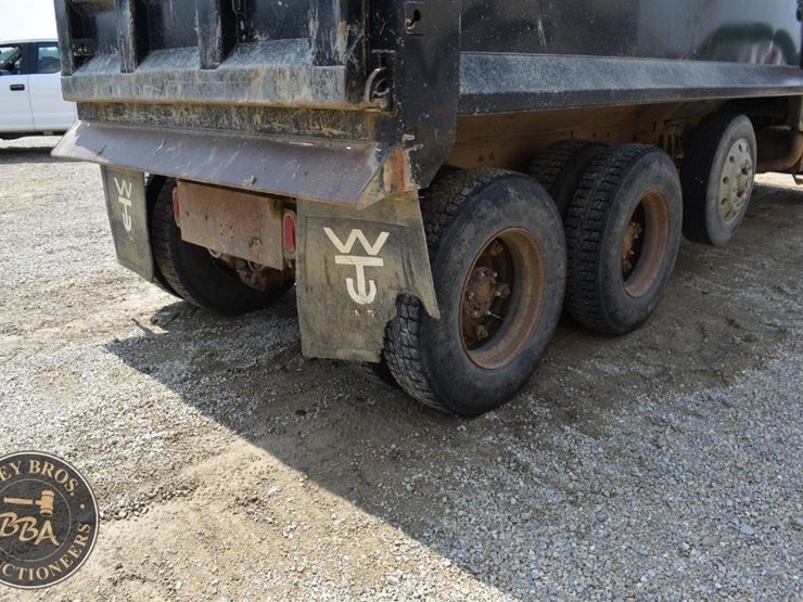1996-mack-rd688s-image-44