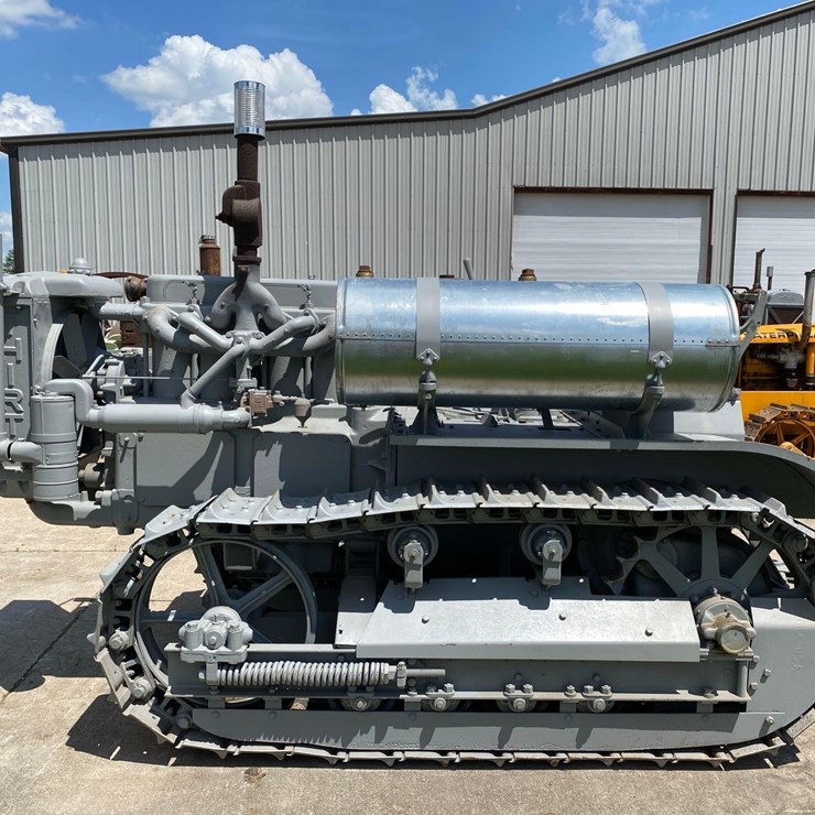 Caterpillar 30 Ag Crawler