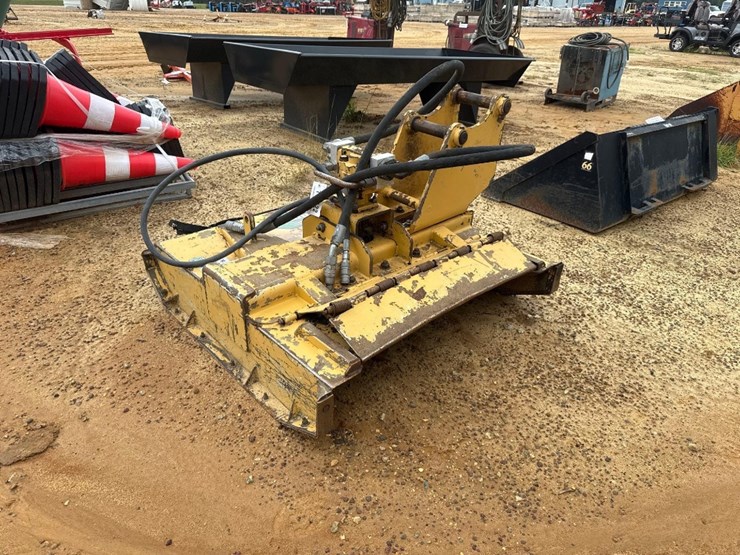 113---diamond-42"-excavator-mower-head-image-3
