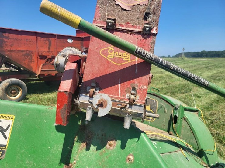 john-deere-150-forage-blower-w/gandy-dry-applicator-image-23