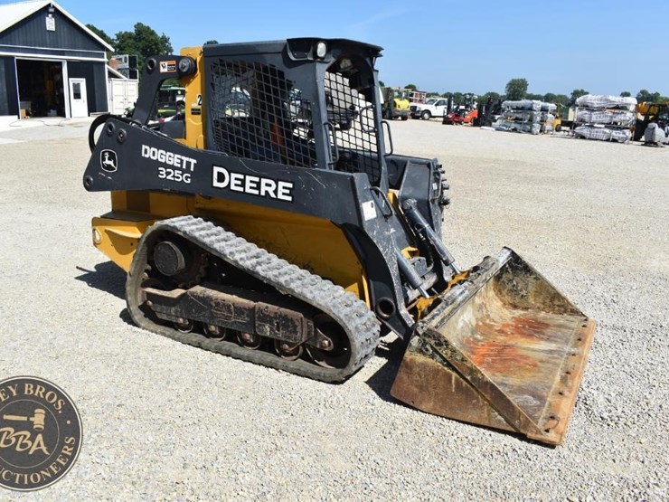 2019-deere-325g-image-24