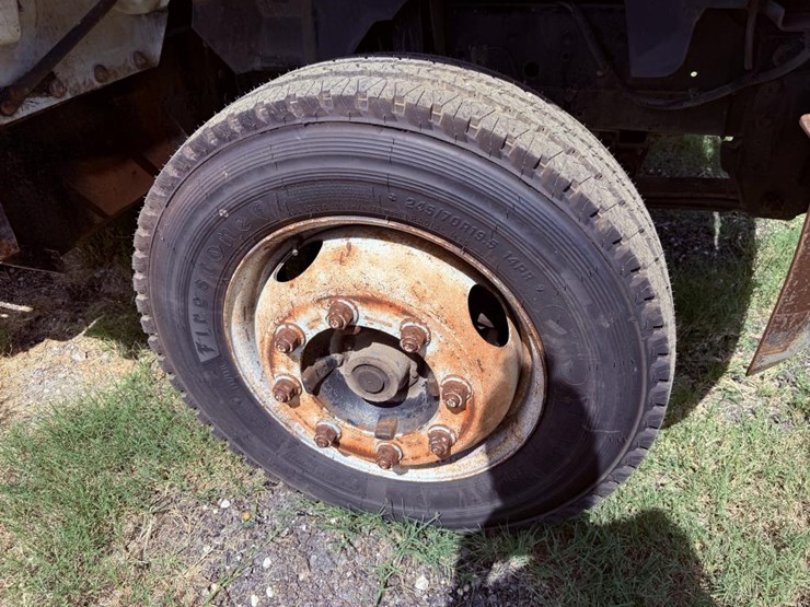 #202-•-1996-gmc-flatbed-dump--6--speed-manual-image-17