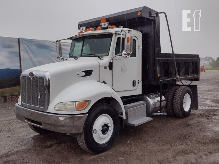 2008-peterbilt-335-image-33