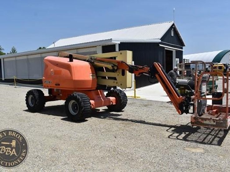 2016-jlg-450aj-image-17