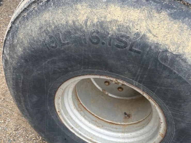 massey-ferguson-2805-image-20
