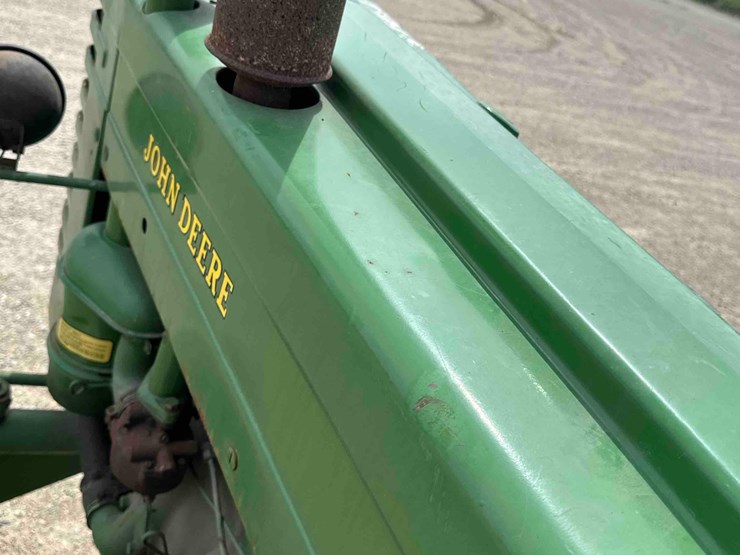 john-deere-m-image-8