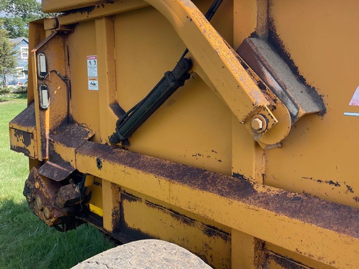 kuhn-knight-1159-image-6