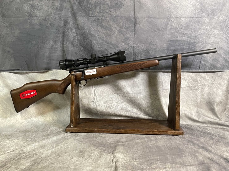 #4453-•-savage-93r17-17-hmr-bolt-action-rifle,-sn:-4161682-image-3