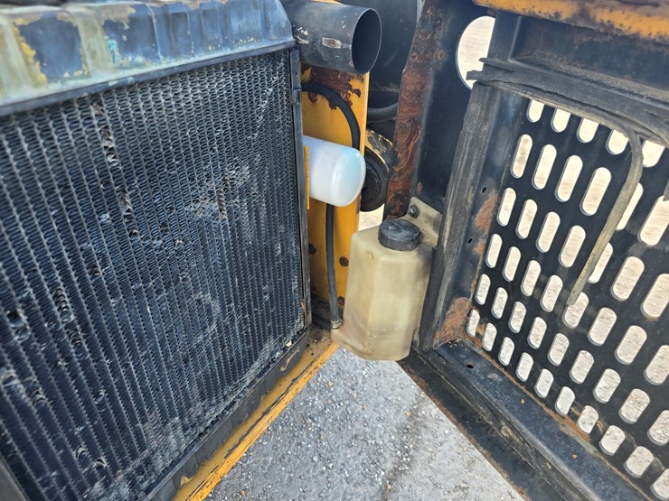 new-holland-lx665-turbo-image-53