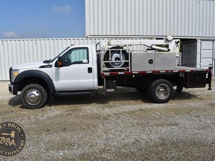 2013-ford-f550-image-61