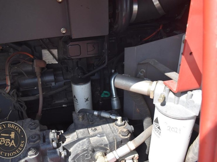 2007-massey-ferguson-9690-image-79