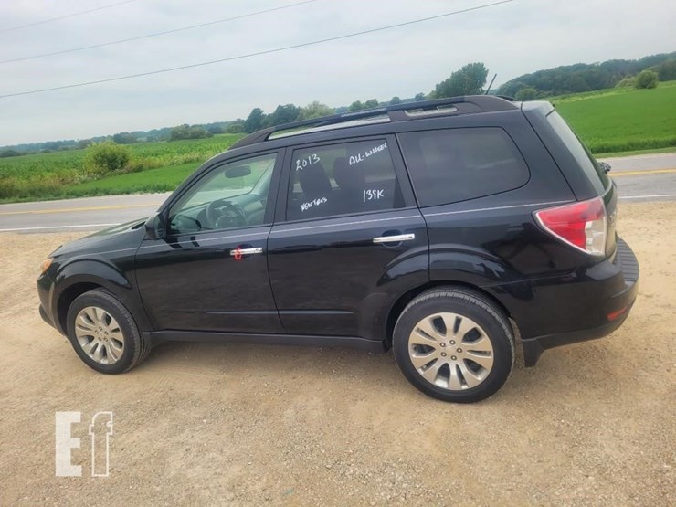 2013-subaru-forester-image-12