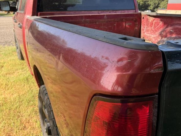 2012-dodge-ram-2500-image-13