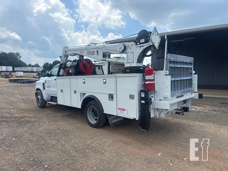 2023-chevrolet-6500-image-7