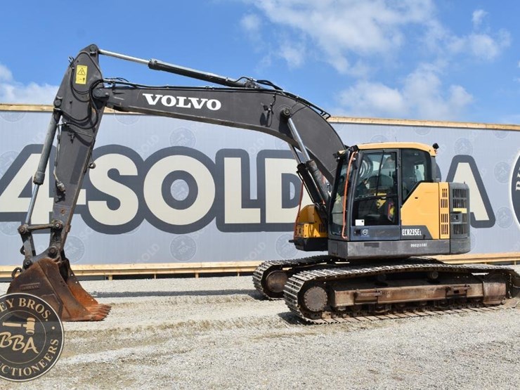 2018-volvo-ecr235el-image-9