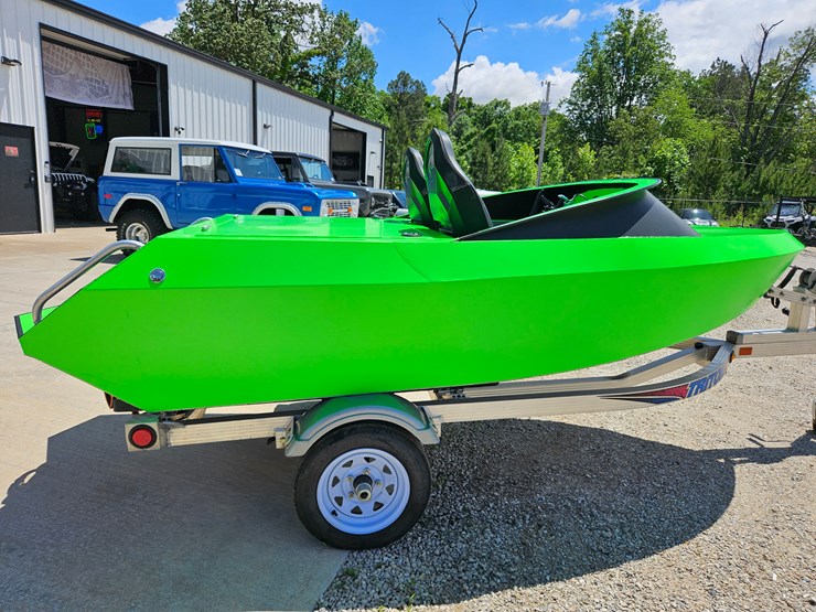 #18971-•-10'-jet-boat-image-16