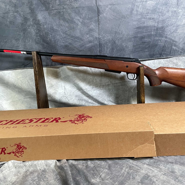 #4462 • Winchester XPR 300 WSM Bolt Action Rifle, SN: PT10006YW357