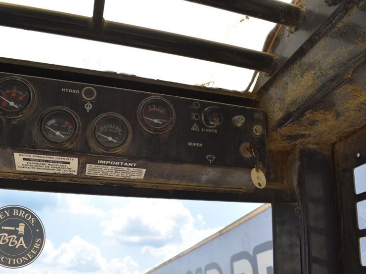 bobcat-980-image-37