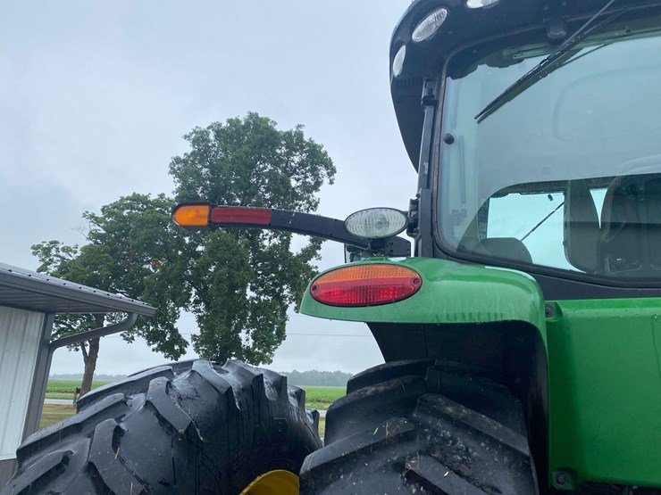 2016-john-deere-8245r-image-17