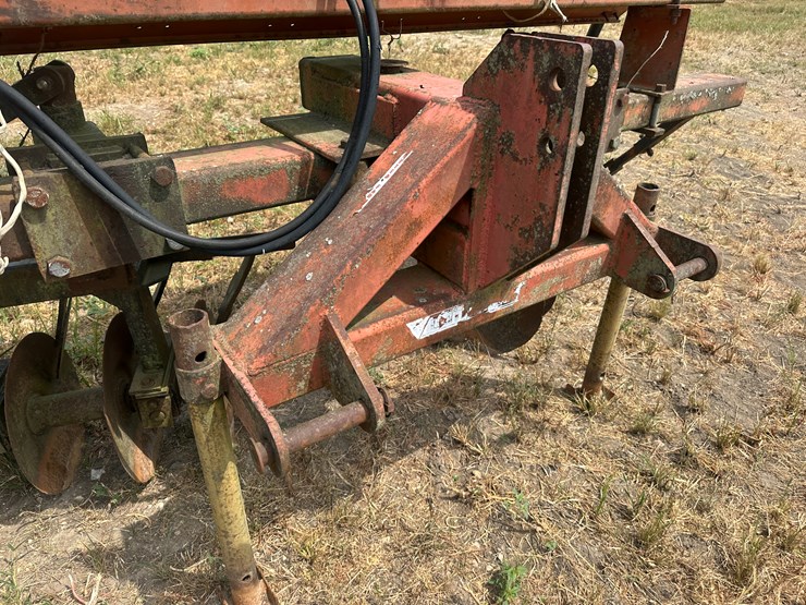 #26624-•-best-mfg-ls9600-seeder-w/-levee-plow-image-15