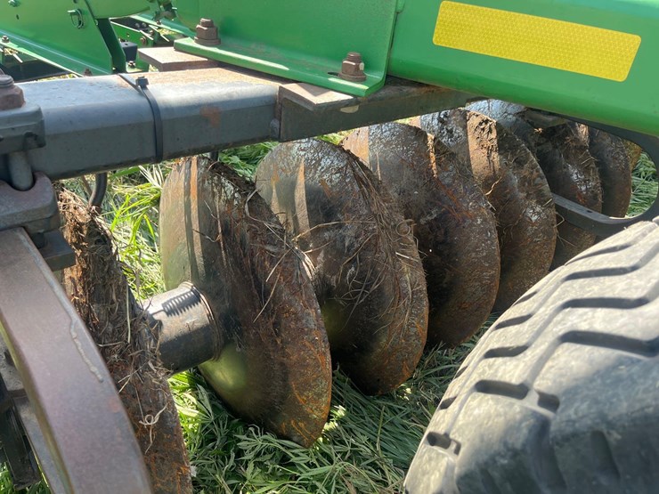john-deere-637-image-21