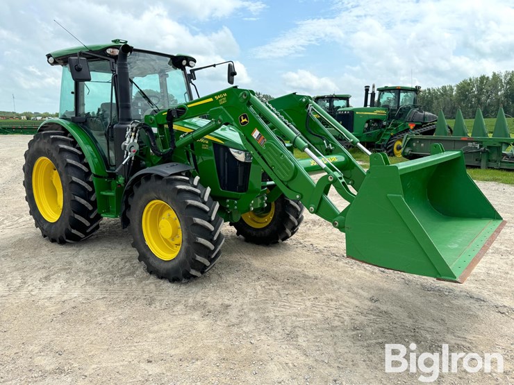 2022-john-deere-5090m-image-2