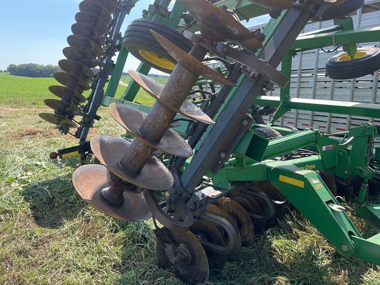 john-deere-637-image-14