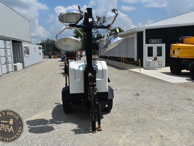 2019-allmand-bros-night-lite-v-series-image-18