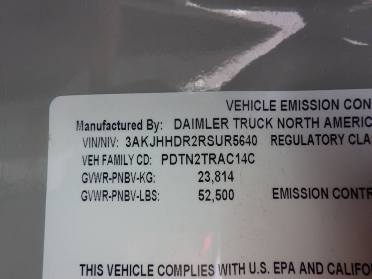 2024-freightliner-cascadia-126-image-15