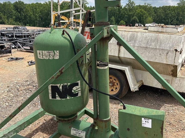 nc-portable-irrigation-pump-2408-image-2