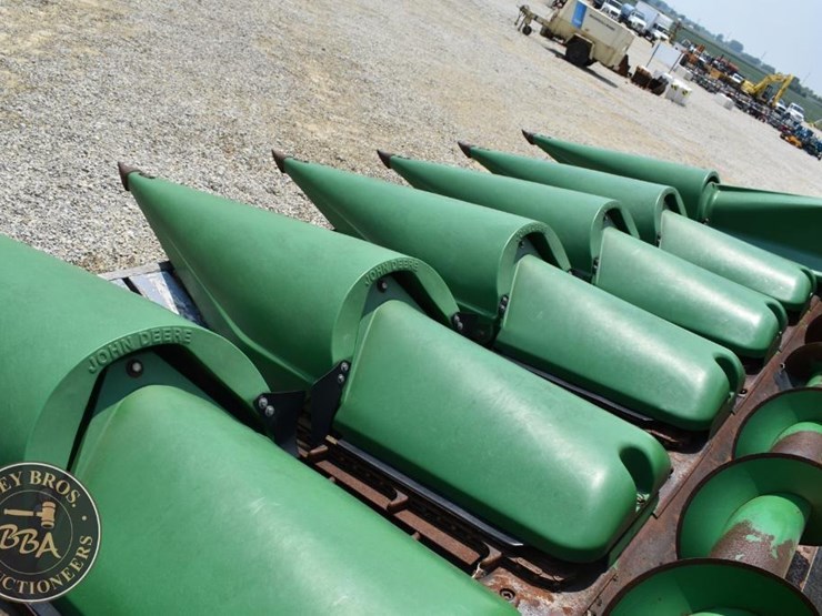1989-john-deere-643-image-16
